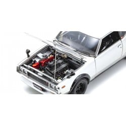 Coche Diecast Kyosho 1:18 Nissan Skyline 2000 GT-R (KPGC110) 1973 Plata KS08255S