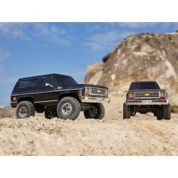 Coche Rc FMS 1:24 FCX24 Chevrolet K5 Blazer RTR - negro FMS12403RTR-BK