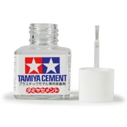 Pegamento Tamiya Cement 40ml con pincel 87003