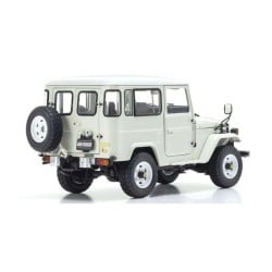 Toyota Land Cruiser 40 Van (BJ42V) 1980 Blanco Kyosho 1:18 KS08971W