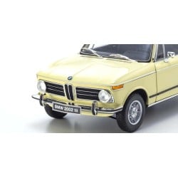 BMW 2002 Tii 1972 Crema Kyosho 1:18 KS08543ML