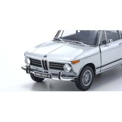 BMW 2002 Tii 1972 Silver Kyosho 1:18 KS08543S