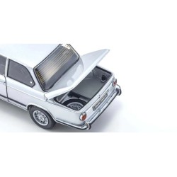 BMW 2002 Tii 1972 Silver Kyosho 1:18 KS08543S